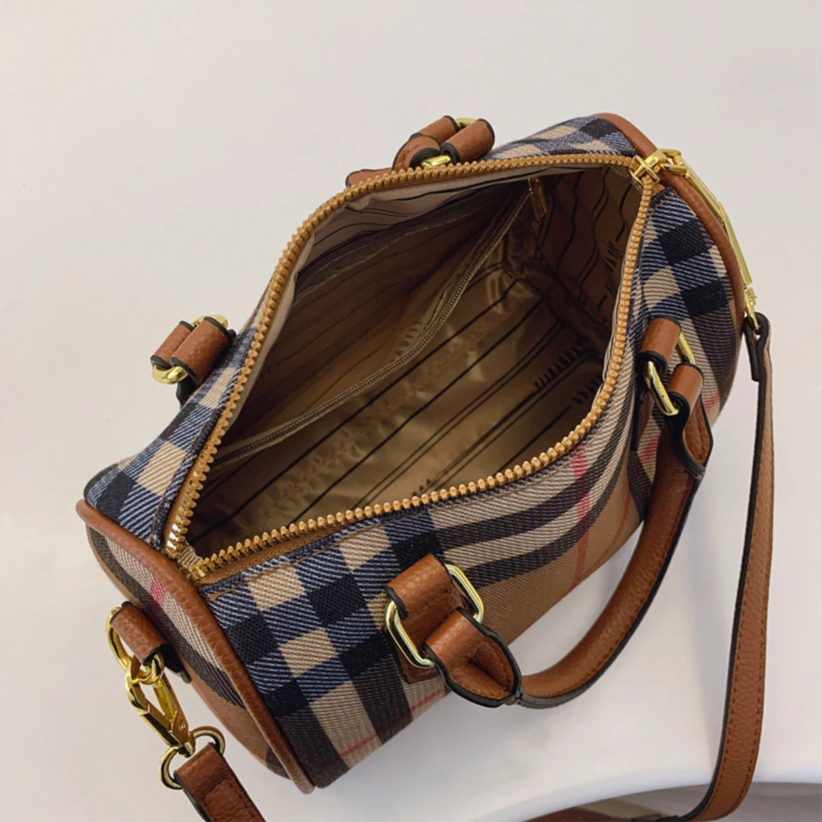 Large Capacity Classic Stripe  - Women Bags Zip review and price